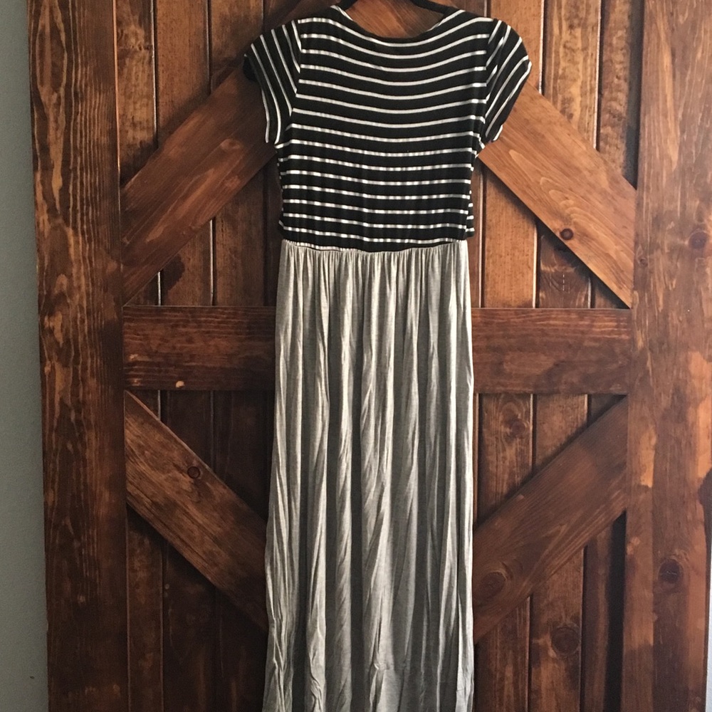 Maxi dress - Picture 2 of 2